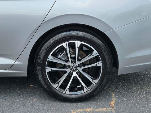 Used 2025 Volkswagen Jetta Sport FWD image 16