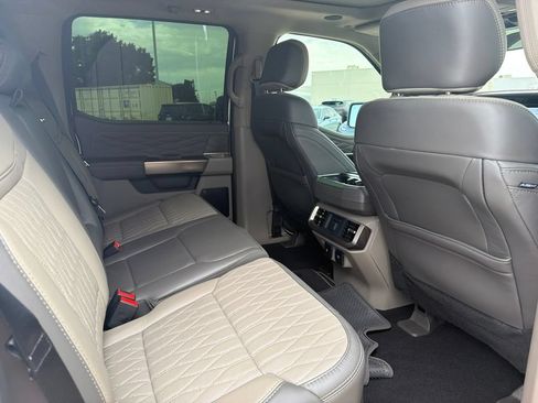 Used 2025 Ford F150 Platinum w/ Equipment Group 703A Plus AWD/4WD image 11
