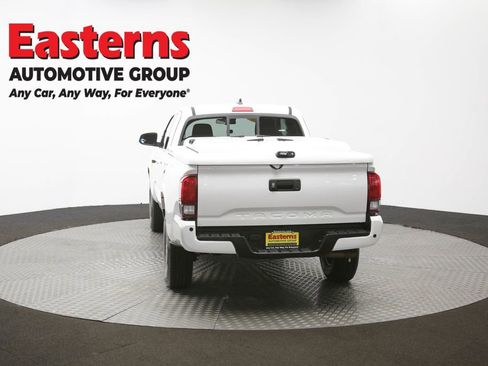 Used 2022 Toyota Tacoma SR w/ SR Convenience Package image 35