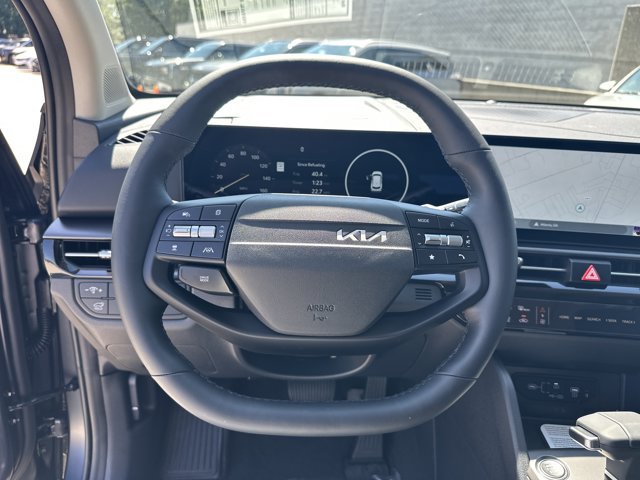 New 2027 Kia Sportage SX FWD image 6