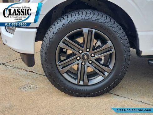 Used 2022 Ford F150 XLT w/ Equipment Group 302A High image 13