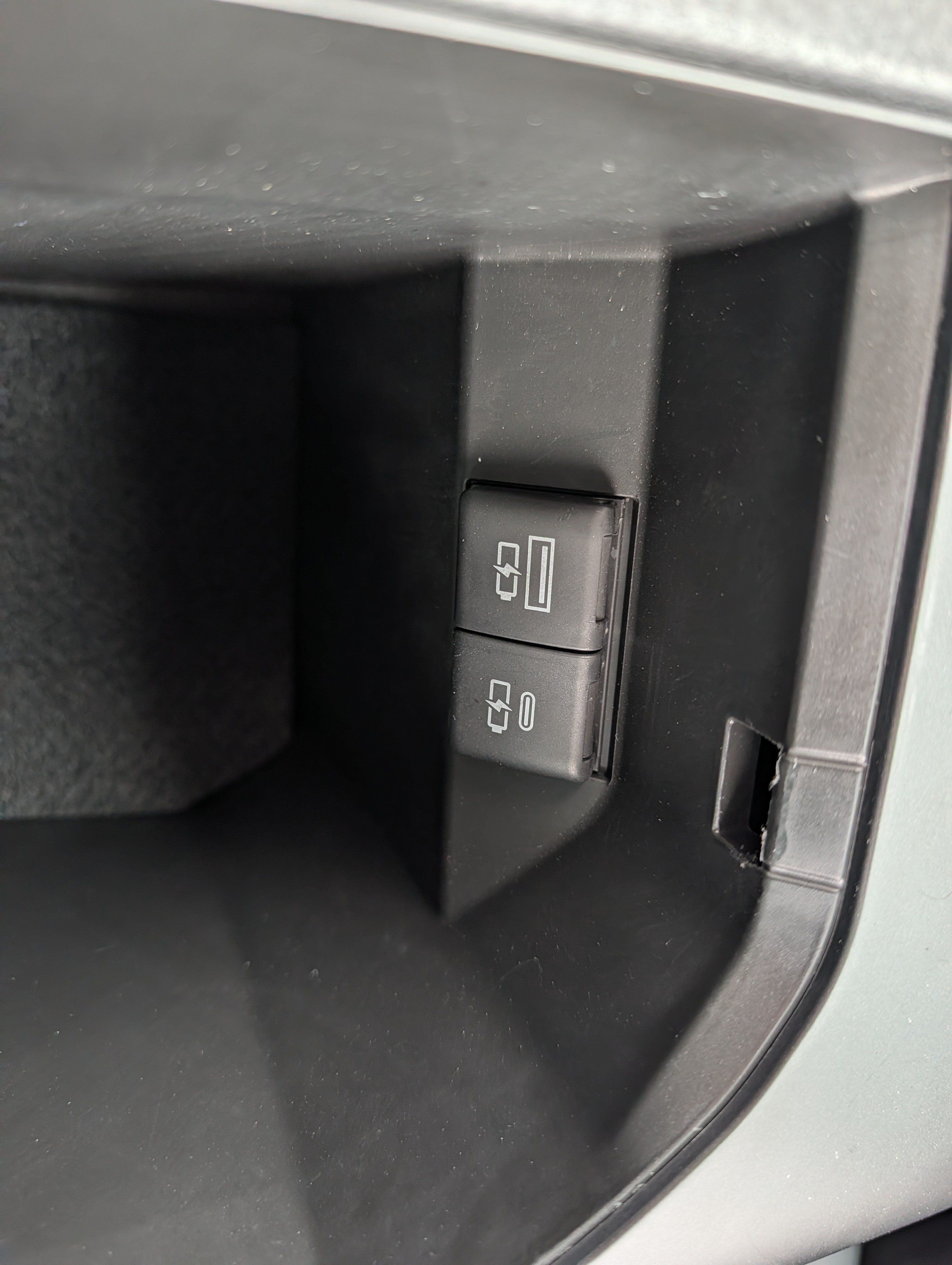 Used 2023 Toyota Camry SE FWD image 33
