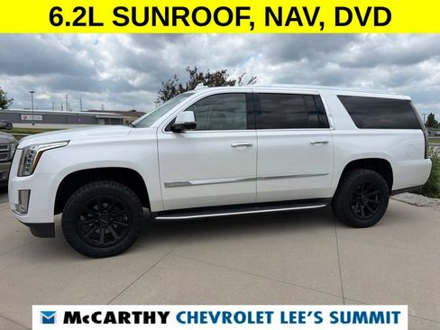 Used 2016 Cadillac Escalade ESV Luxury AWD/4WD image 5
