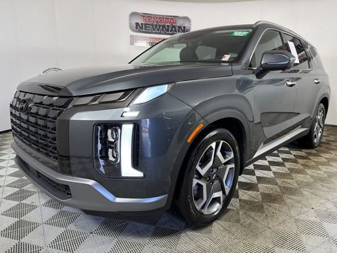 Used 2023 Hyundai Palisade SEL w/ Cargo Package AWD/4WD image 9