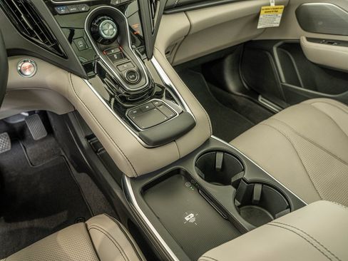 Certified 2025 Acura RDX Advance Package image 28