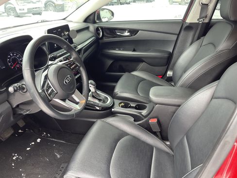 Used 2019 Kia Forte EX image 12