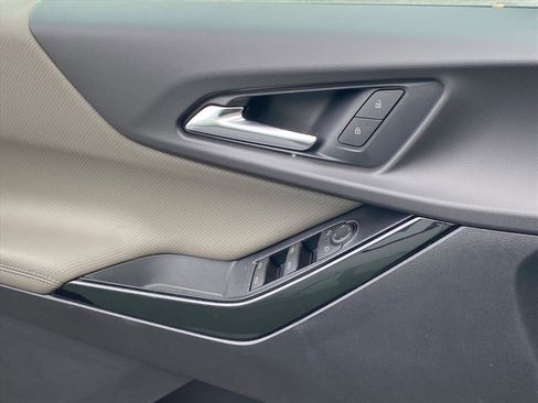 New 2026 Chevrolet Equinox LT w/ Convenience Package II image 20