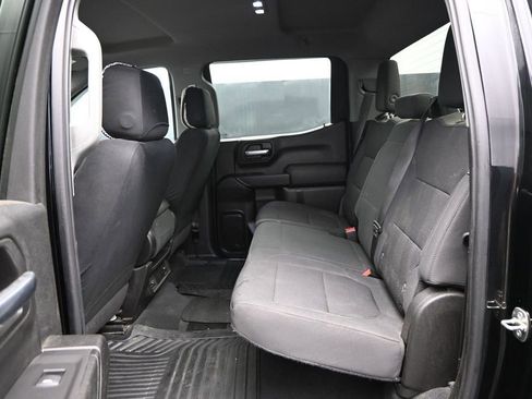 Used 2020 Chevrolet Silverado 1500 Custom w/ Custom Value Package AWD/4WD image 24