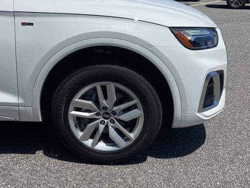 Used 2023 Audi Q5 2.0T Premium w/ Convenience Package AWD/4WD image 9