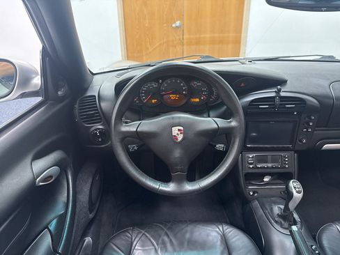 Used 2003 Porsche 911 Carrera 4 AWD/4WD image 13