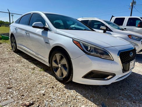 Used 2017 Hyundai Sonata Limited FWD image 1