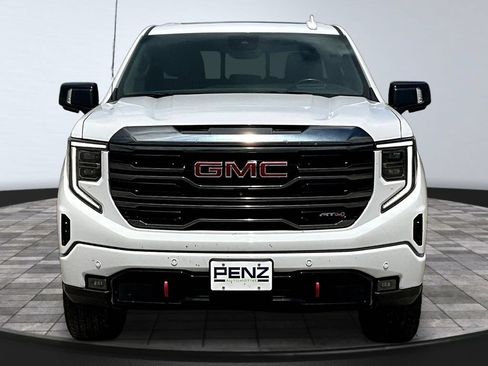 Used 2023 GMC Sierra 1500 AT4 w/ Technology Package AWD/4WD image 2