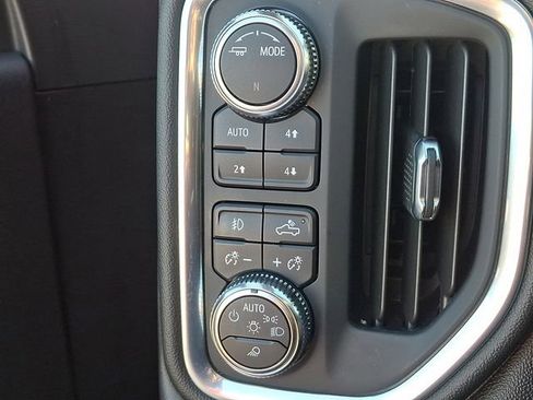 Used 2021 GMC Sierra 1500 AT4 image 25