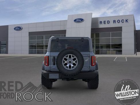 New 2023 Ford Bronco Badlands image 6
