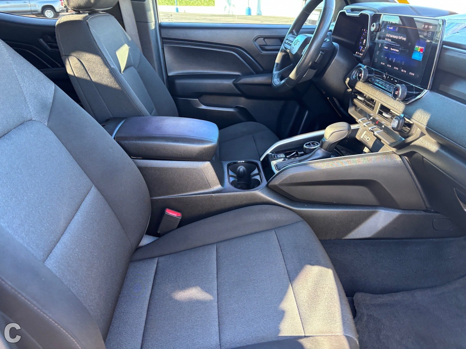 Certified 2025 Chevrolet Colorado Trail Boss AWD/4WD image 12