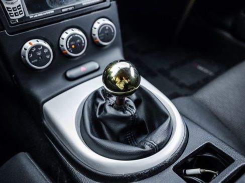 Used 2006 Nissan 350Z Coupe w/ (N93) Cargo Convenience Pkg image 13