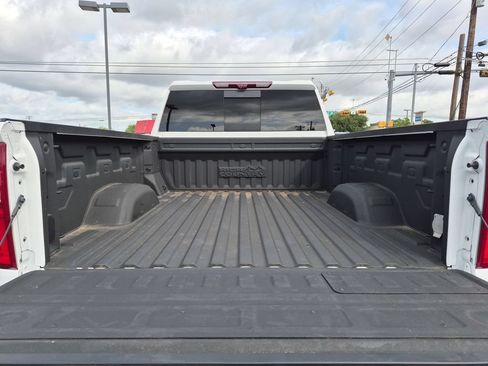 Certified 2022 Chevrolet Silverado 2500 High Country w/ Technology Package AWD/4WD image 24