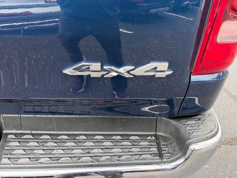 Used 2019 RAM 1500 Big Horn AWD/4WD image 7