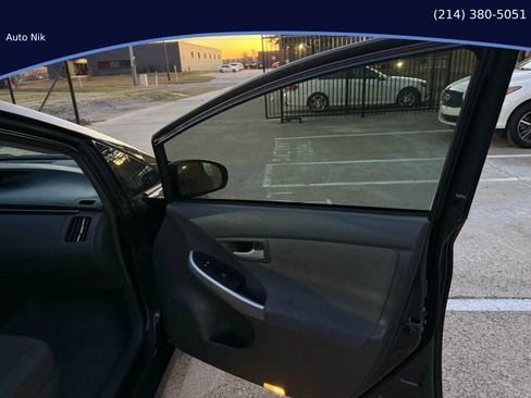 Used 2011 Toyota Prius One image 26