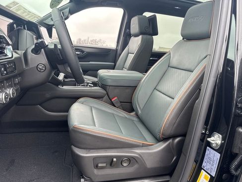 New 2026 GMC Yukon XL AT4 w/ AT4 Premium Plus Package image 16