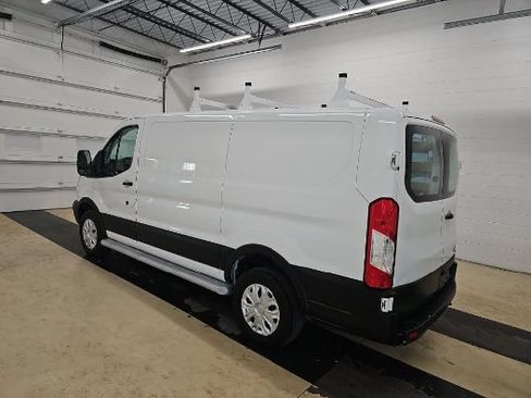 Used 2019 Ford Transit 250 130 Low Roof w/ Exterior Upgrade Package RWD image 3