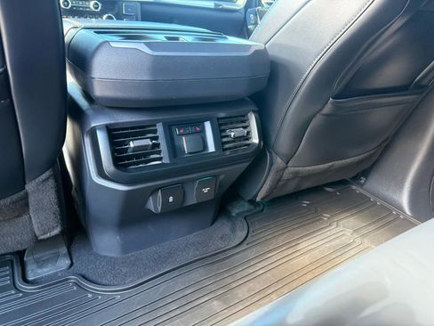 Used 2023 Ford F150 Raptor w/ Raptor 37 Performance Package AWD/4WD image 12