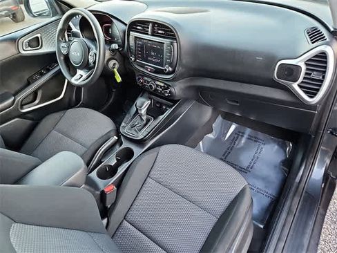 Used 2023 Kia Soul LX w/ Option Group 015 image 31