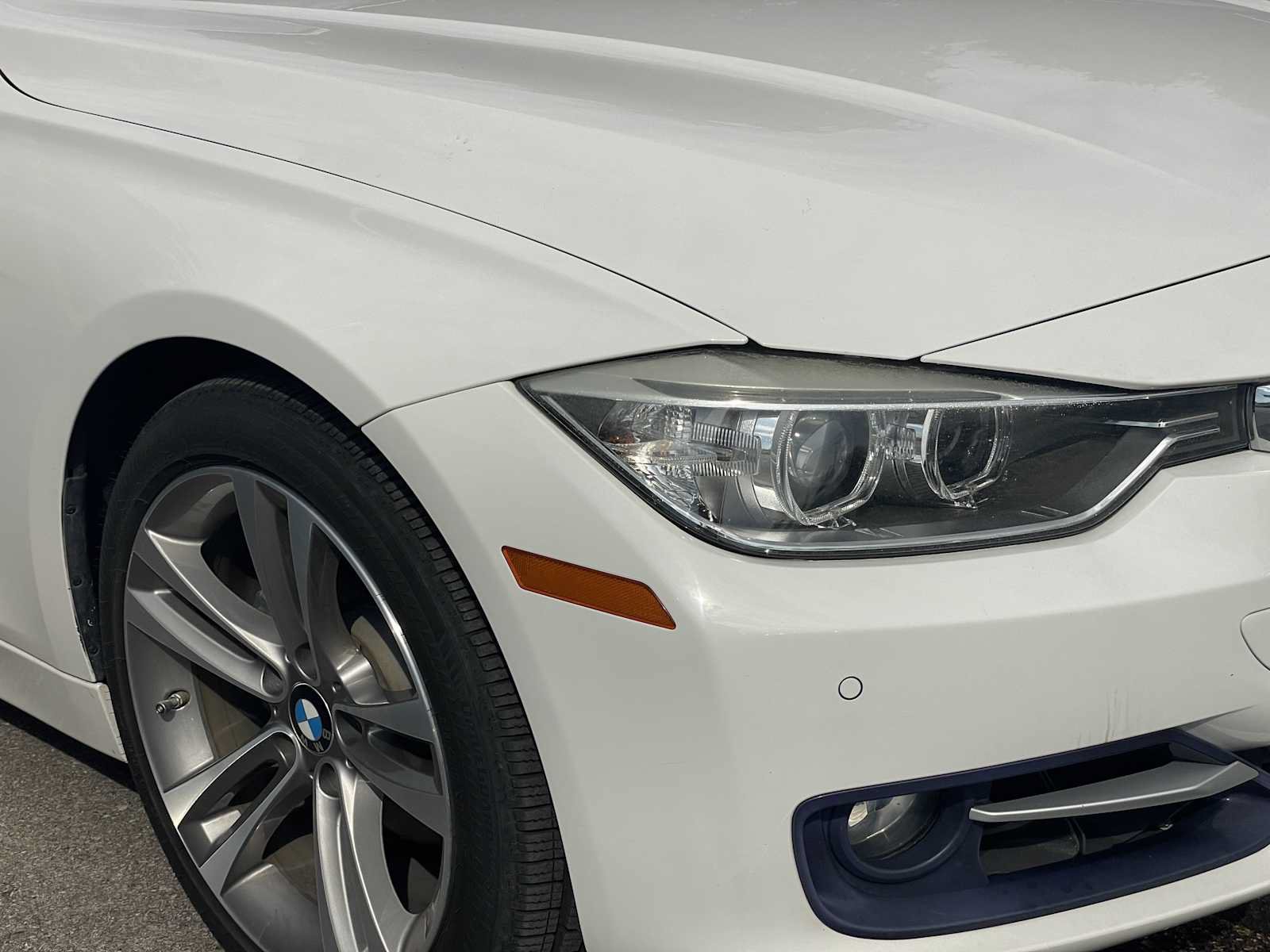 Used 2015 BMW 328i Sedan RWD image 10