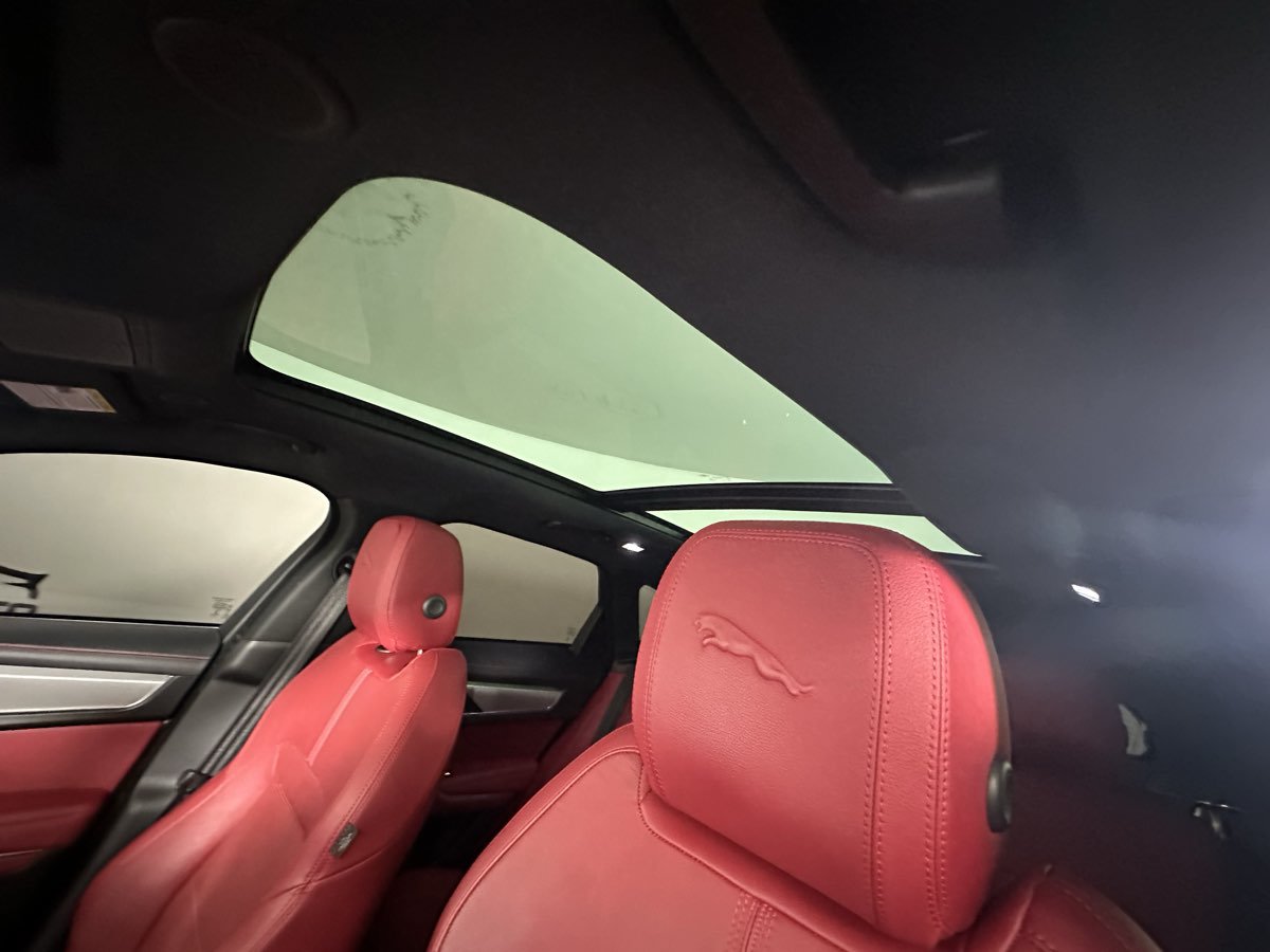 Used 2021 Jaguar F-PACE R-Dynamic S AWD/4WD image 25