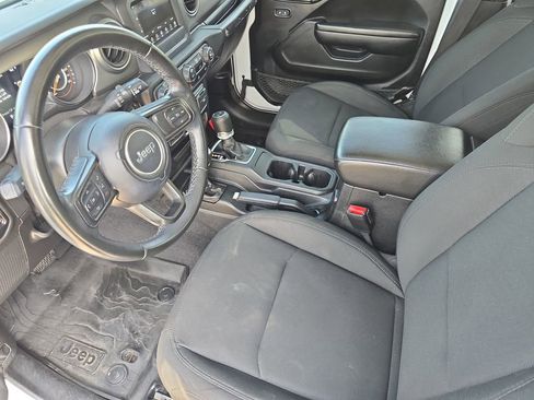 Used 2021 Jeep Wrangler Unlimited Sport AWD/4WD image 16