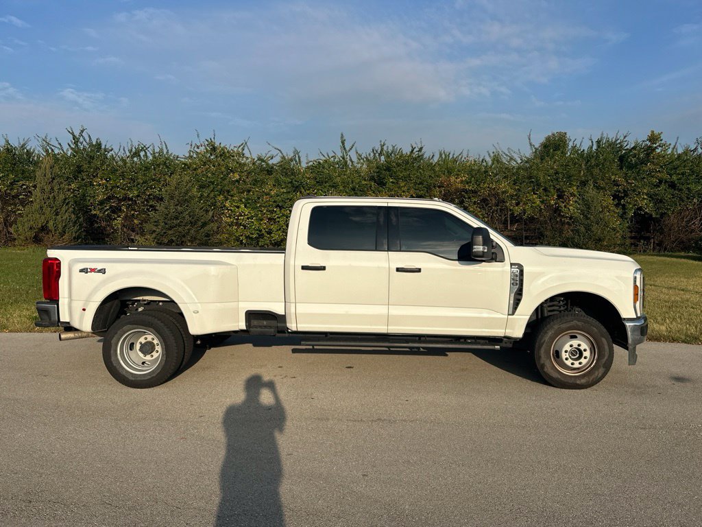 Used 2025 Ford F350 XLT AWD/4WD image 13