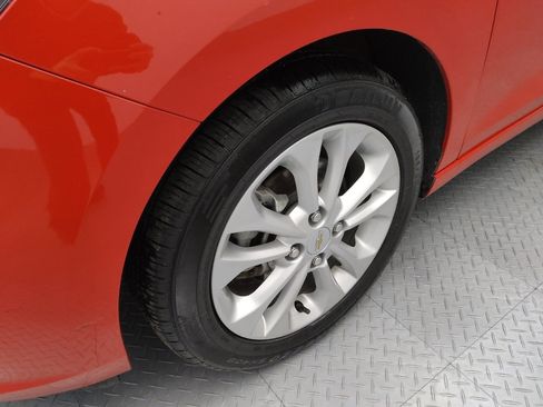 Used 2020 Chevrolet Spark LT image 31