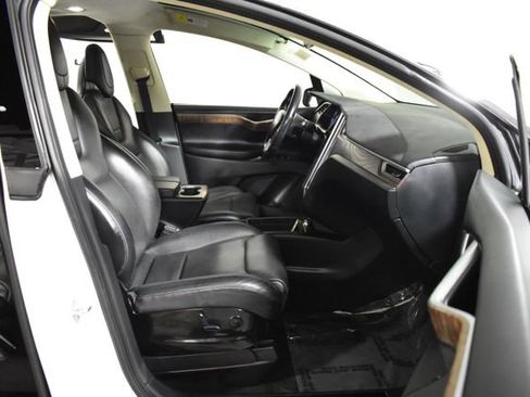 Used 2016 Tesla Model X 90D AWD/4WD image 40