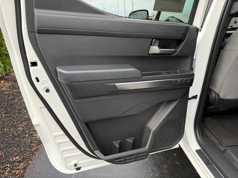 New 2025 Toyota Tacoma TRD Sport image 31