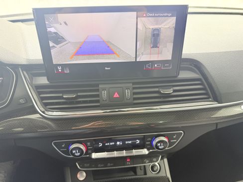 Used 2022 Audi SQ5 Premium Plus w/ Premium Plus Package image 16