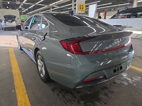 Used 2020 Hyundai Sonata SE w/ Cargo Package FWD image 3