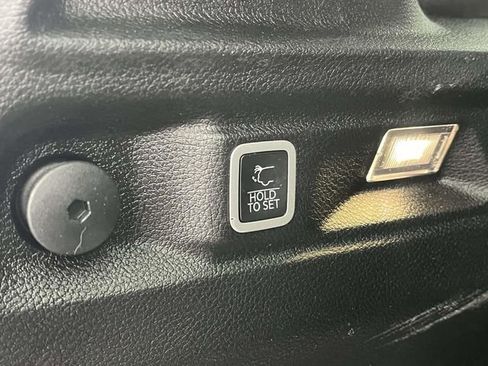 Used 2021 Jeep Grand Cherokee L Limited image 22