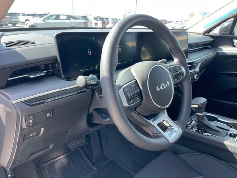 New 2026 Kia K5 LXS FWD image 9