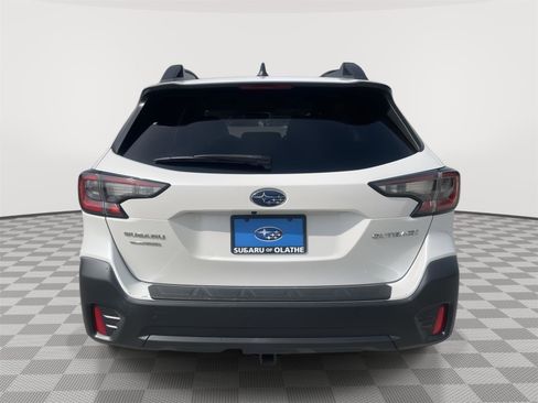Used 2020 Subaru Outback Premium image 23