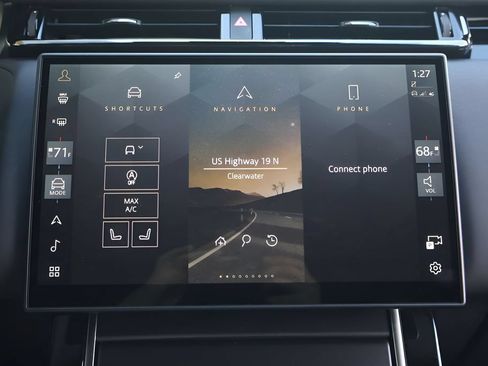 New 2026 Land Rover Range Rover Velar Dynamic SE AWD/4WD image 24