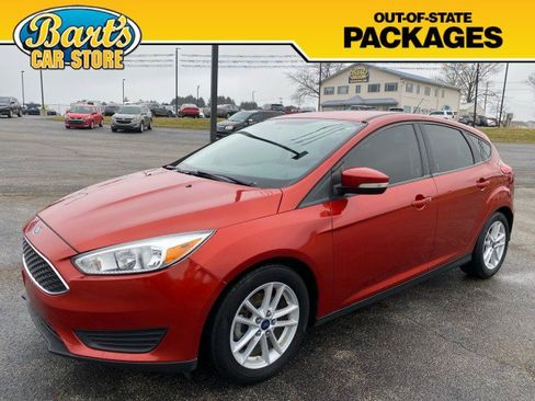 Used 2018 Ford Focus SE w/ Cold Weather Package image 3