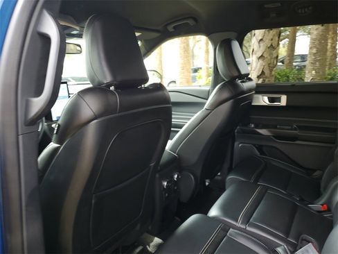 Used 2020 Ford Explorer ST w/ ST Street Pack image 10