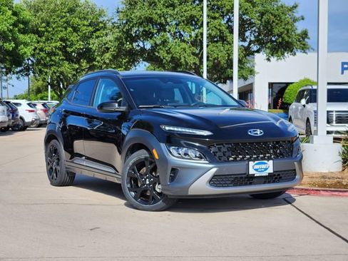Certified 2022 Hyundai Kona Limited AWD/4WD image 1