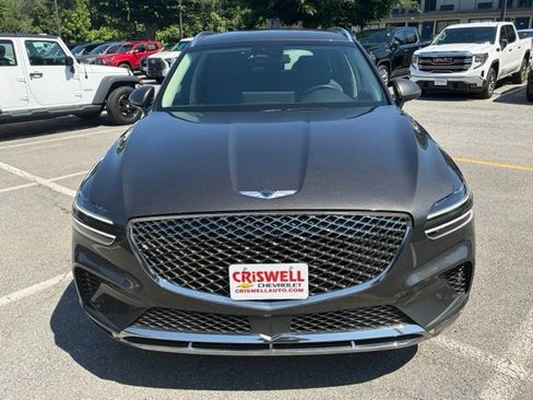 Used 2025 Genesis GV70 2.5T AWD/4WD image 10