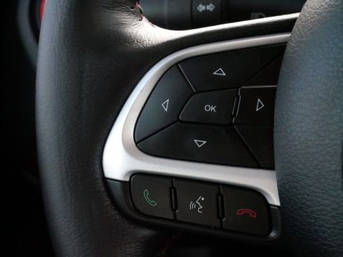 Used 2023 Jeep Renegade Trailhawk w/ Trailhawk Elite Group image 27