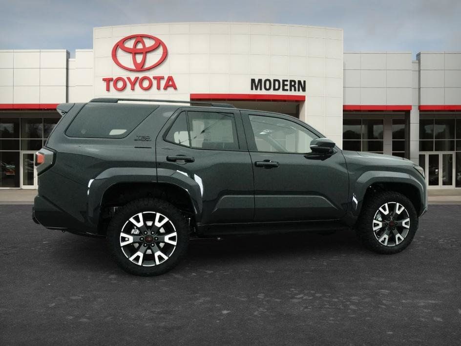 New 2026 Toyota 4Runner TRD Sport AWD/4WD image 15