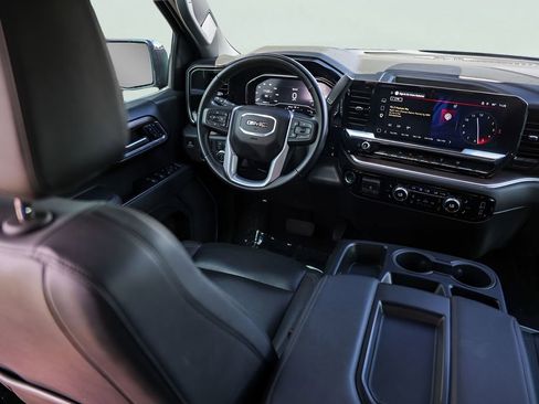 Used 2025 GMC Sierra 1500 SLT AWD/4WD image 27