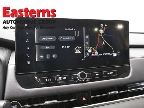 Used 2025 Mitsubishi Outlander AWD image 18