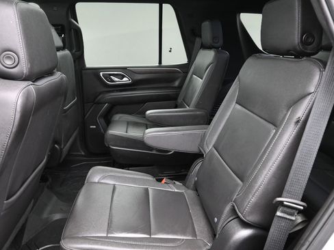 Used 2023 Chevrolet Tahoe Z71 w/ Z71 Off-Road Package AWD/4WD image 14