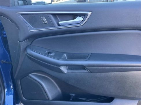 Used 2023 Ford Edge SEL image 23
